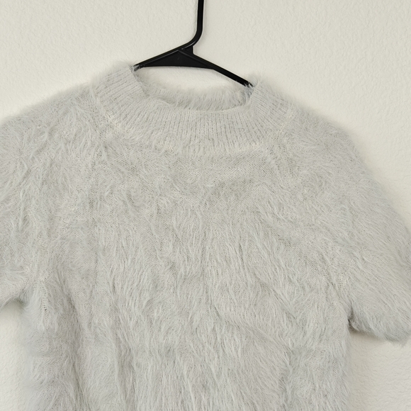 Anthropologie Pilcro Eyelash Short Sleeve Tee Baby Sweater Fuzzy Mock In Grey SM - Picture 5 of 10